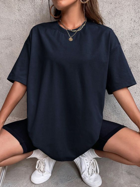 PLAIN OVERSIZED TSHIRT - THE VOGUE APPARELS