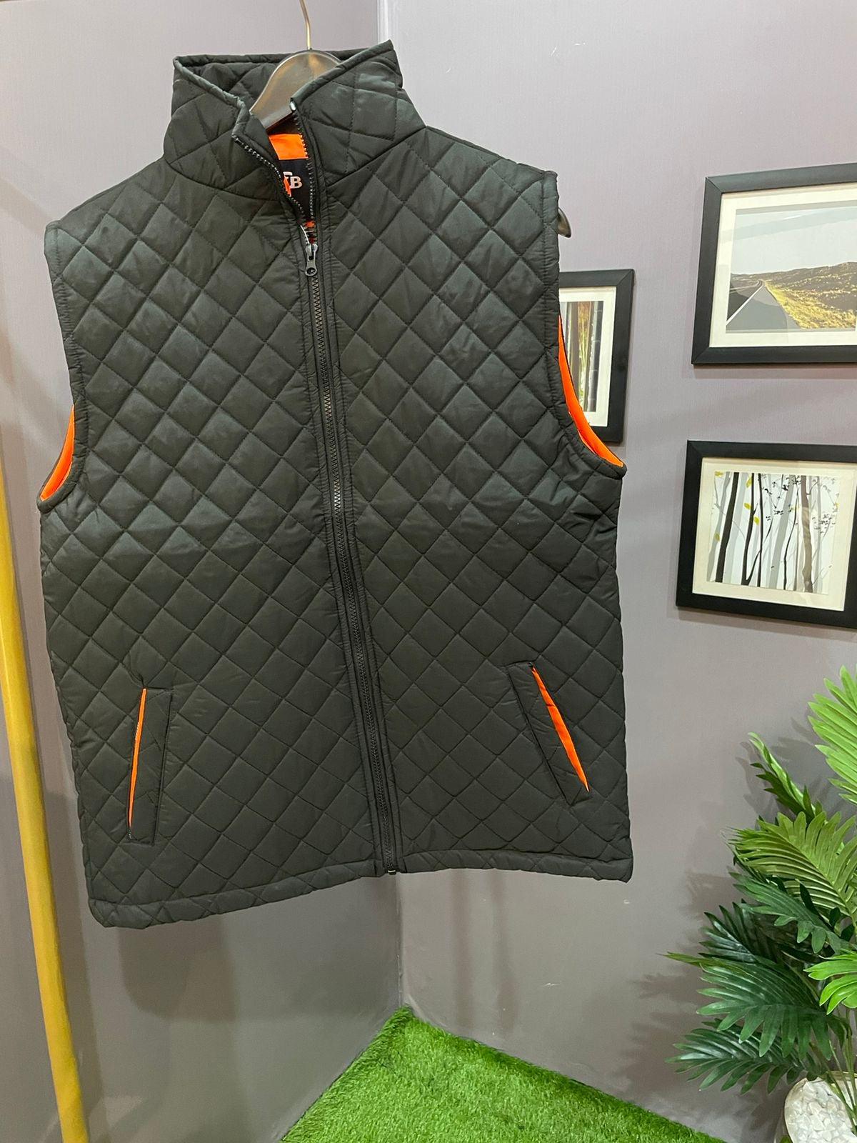 Diamond-Cut Sleeveless Puffer Jacket - THE VOGUE APPARELS